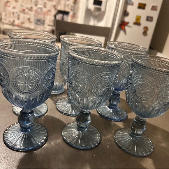 Elegant Blue Glass Goblet Set - Picture 5 of 7